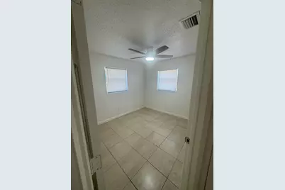 5914 N Haverhill Road, West Palm Beach, FL 33407 - Photo 4