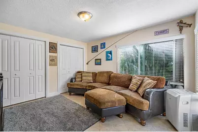 2135 NE 2nd Drive, Boca Raton, FL 33431 - Photo 10