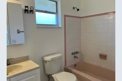 270 NE 40th Street #26, Oakland Park, FL 33334 - Photo 10