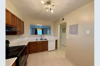 1200 NW 87th Avenue #515, Coral Springs, FL 33071 - Photo 2