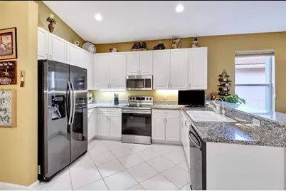 13245 Alhambra Lake Circle, Delray Beach, FL 33446 - Photo 16