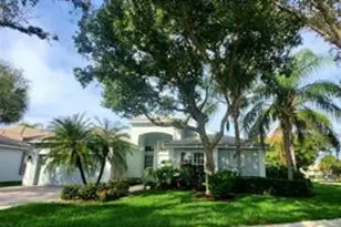 13245 Alhambra Lake Cir, Delray Beach, FL 33446 - Photo 2