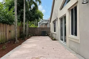 10110 NW 5th St, Plantation, FL 33324 - Photo 36