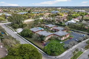 8105 NW 27th St, Coral Springs, FL 33065 - Photo 24