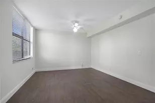 109 Lake Emerald Dr, Oakland Park, FL 33309 - Photo 16