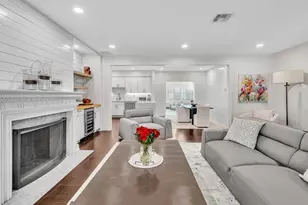 746 NE 16th Terrace, Fort Lauderdale, FL 33304 - Photo 8