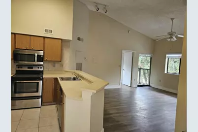 2445 SW 18th Terrace #1108, Fort Lauderdale, FL 33315 - Photo 2