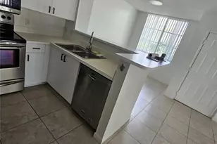 12172 St.Andrews Pl, Miramar, FL 33025 - Photo 12