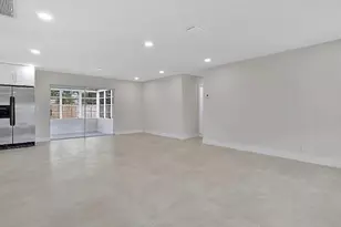 219 SE 13th St, Deerfield Beach, FL 33441 - Photo 8