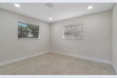 219 SE 13th Street, Deerfield Beach, FL 33441 - Photo 10