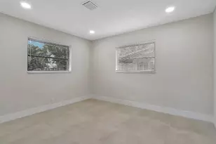 219 SE 13th St, Deerfield Beach, FL 33441 - Photo 10