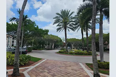 12136 Saint Andrews Place #104, Miramar, FL 33025 - Photo 2