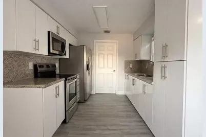 2950 NW 20th Street, Fort Lauderdale, FL 33311 - Photo 1