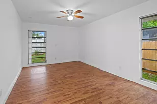 7109 NW 68th St, Tamarac, FL 33321 - Photo 8