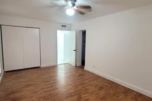 7109 NW 68th St, Tamarac, FL 33321 - Photo 6