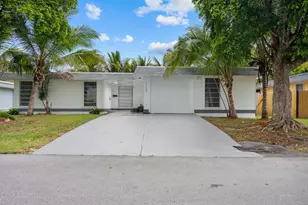 7109 NW 68th St, Tamarac, FL 33321 - Photo 1