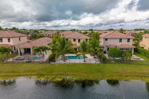 7302 NW 111th Way, Parkland, FL 33076 - Photo 2