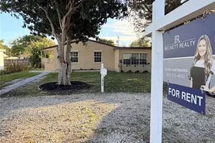 1966 NE 177th St, North Miami Beach, FL 33162 - Photo 28