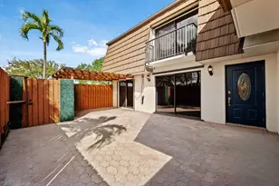 9131 SW 20th Pl, Davie, FL 33324 - Photo 2