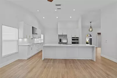 17870 SW 4th Court, Pembroke Pines, FL 33029 - Photo 4