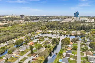 5710 SW 54th Ct, Davie, FL 33314 - Photo 52