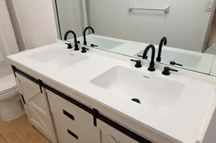 3040 NE 16th Ave, Oakland Park, FL 33334 - Photo 16