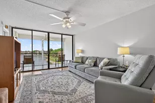 6239 Coral Lake Dr, Margate, FL 33063 - Photo 18
