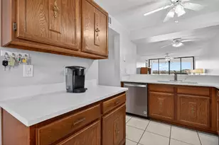 6239 Coral Lake Dr, Margate, FL 33063 - Photo 8