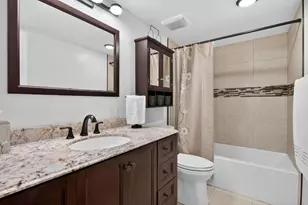 6239 Coral Lake Dr, Margate, FL 33063 - Photo 16