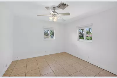 4781 NE 4th Avenue, Oakland Park, FL 33334 - Photo 54