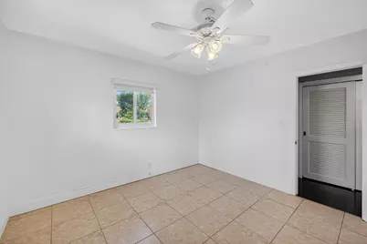 4781 NE 4th Avenue, Oakland Park, FL 33334 - Photo 56