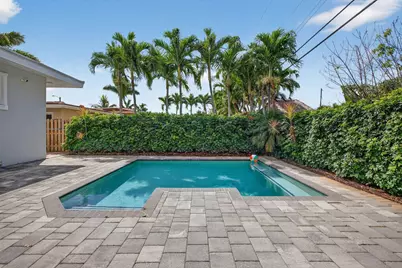 4781 NE 4th Avenue, Oakland Park, FL 33334 - Photo 24