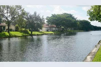 5908 NW 81st Avenue, Tamarac, FL 33321 - Photo 4