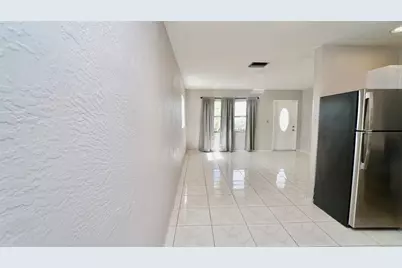 5908 NW 81st Avenue, Tamarac, FL 33321 - Photo 10