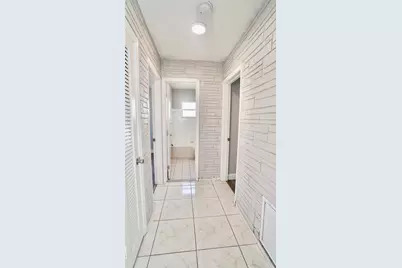 5908 NW 81st Avenue, Tamarac, FL 33321 - Photo 22