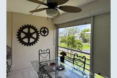 25 SE 13th Street #B2, Boca Raton, FL 33432 - Photo 8