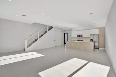 4208 NE 7th Terrace, Oakland Park, FL 33334 - Photo 10