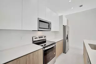 4208 NE 7th Terrace, Oakland Park, FL 33334 - Photo 6