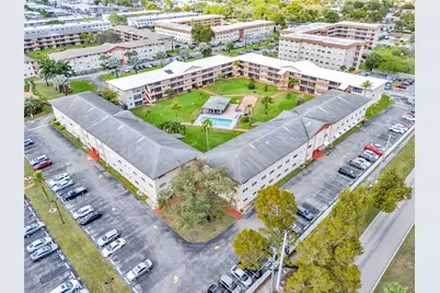 5300 Washington Street #C318, Hollywood, FL 33021 - Photo 2