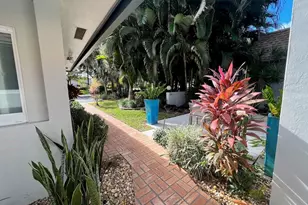 4021 N Cypress Dr, Pompano Beach, FL 33069 - Photo 6