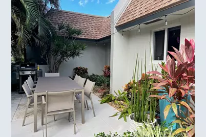 4021 N Cypress Drive, Pompano Beach, FL 33069 - Photo 2