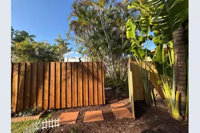 1573 NE 33rd Street, Oakland Park, FL 33334 - Photo 4