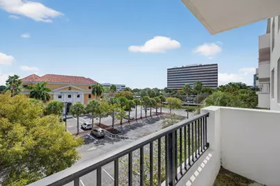 2421 NE 65th Street #415, Fort Lauderdale, FL 33308 - Photo 8