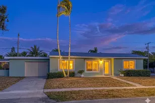 1402 Lee Ct, Lake Worth, FL 33461 - Photo 1