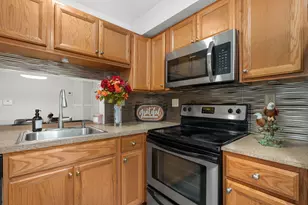 3053 N Oakland Forest Dr, Oakland Park, FL 33309 - Photo 40