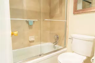 300 Diplomat Pkwy, Hallandale Beach, FL 33009 - Photo 16