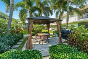 2100 NE 38th St, Lighthouse Point, FL 33064 - Photo 4