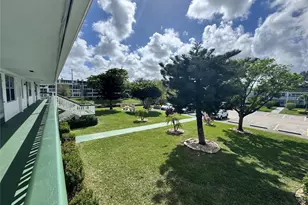 304 Oakridge Q, Deerfield Beach, FL 33442 - Photo 22