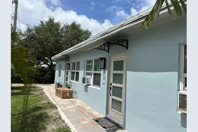 3431 NE 13th Avenue, Oakland Park, FL 33334 - Photo 4