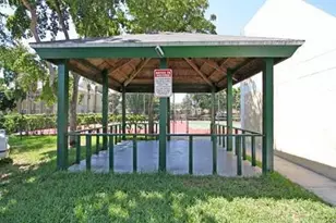 [Address not provided], Hollywood, FL 33024 - Photo 18